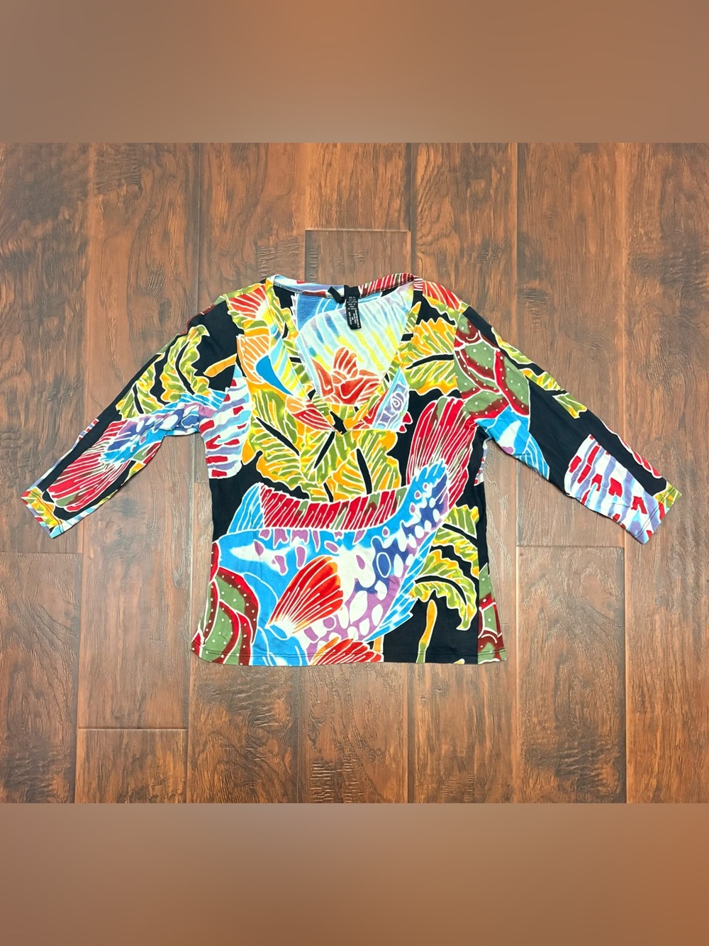 Nina Ricci Women’s Large Silk Cotton Tropical Fish Print V-Neck Top